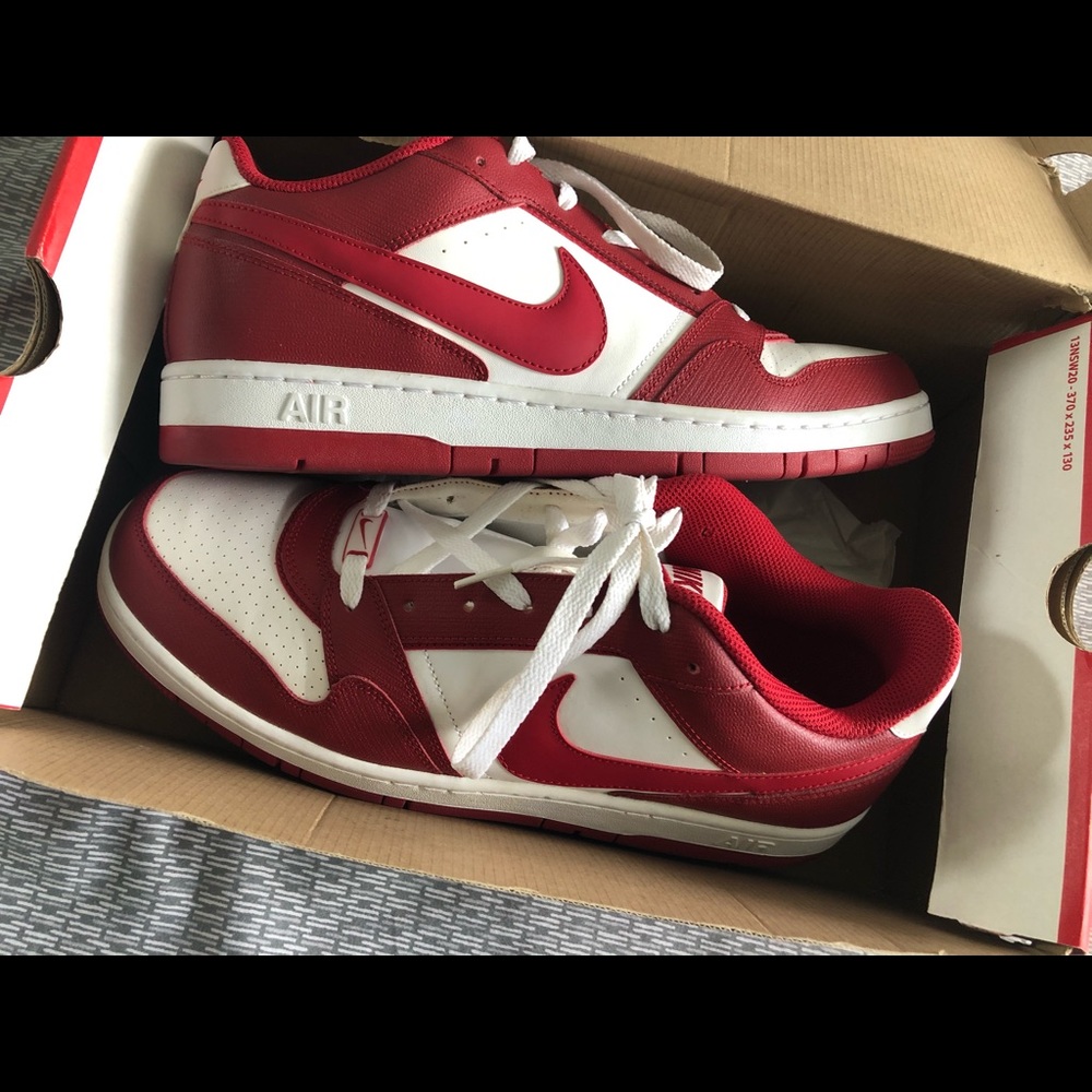 NIKE LowTop Classics - Picture 3 of 5